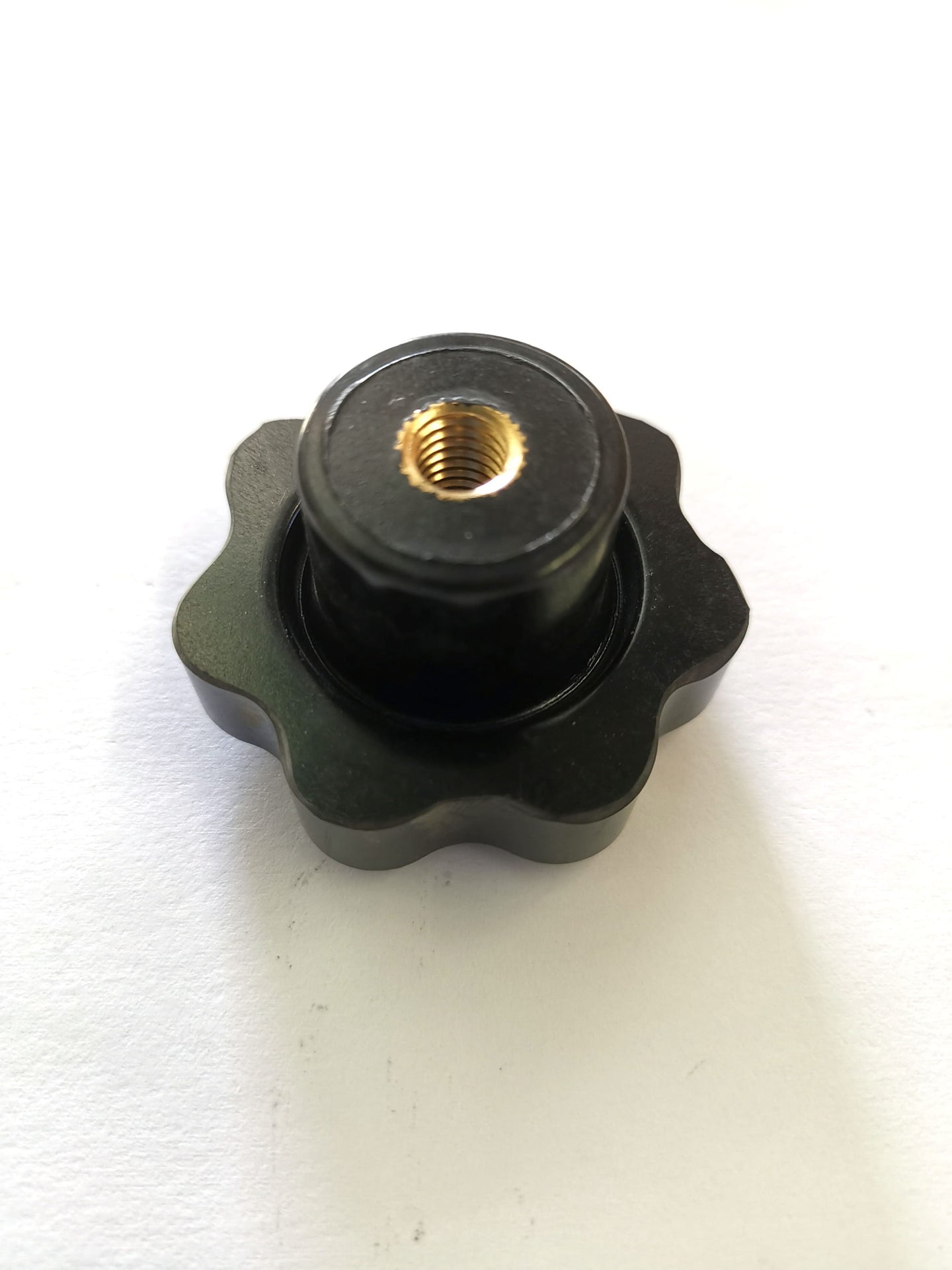 SANITMAX #7 M8 Knob for Securing the Rubber Strips of Floor Scrubber Squeegee Assembly