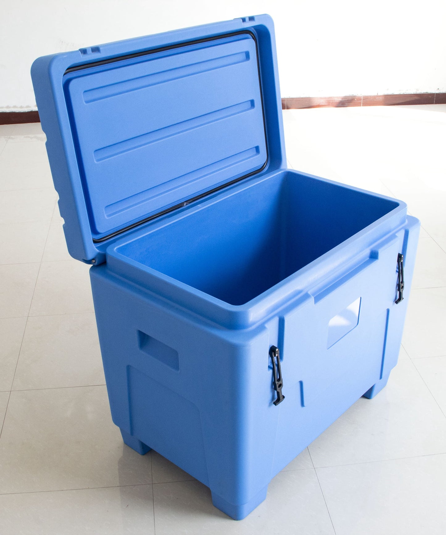 Insulated Dry Ice Storage Container with Lid and Wheels, 11.7 cu ft, 700 lb Pellets, Lightweight