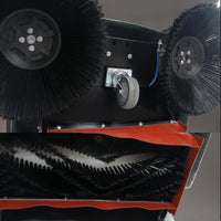 Triple brushes of SM1050B battery sweeper with water tank